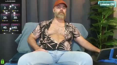 Snapshot of meaty_roll chatting on September 15, 5:29 am Meaty Roll online show from September 15, 5:29 am