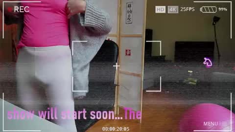 Snapshot of medelainexx chatting on October 27, 12:53 pm Milena online show from October 27, 12:53 pm