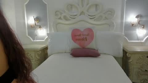 Melody online show from April 26, 2:53 am