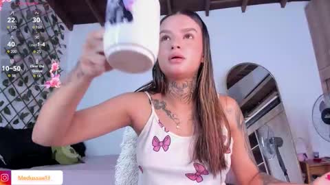 medussa13 online show from February 6, 12:08 pm