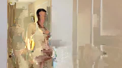 MedussaEyes online show from March 23, 8:46 pm