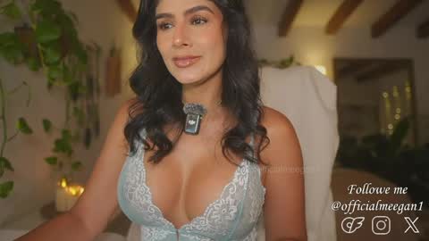 Andrea  online show from April 11, 4:22 pm