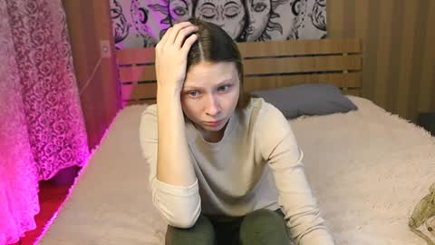 meek_cutie online show from February 6, 12:37 pm