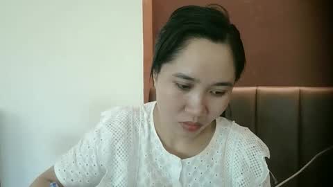 meena_11 online show from May 15, 4:19 am