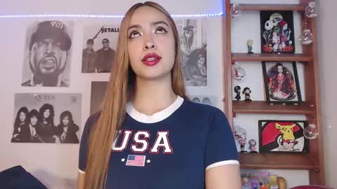 Emily online show from December 10, 4:49 pm