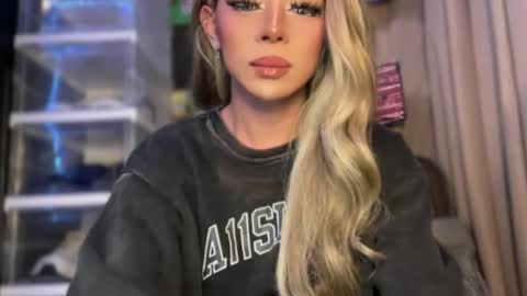 GODDESS OF ALL GODDESSES online show from April 19, 5:01 pm