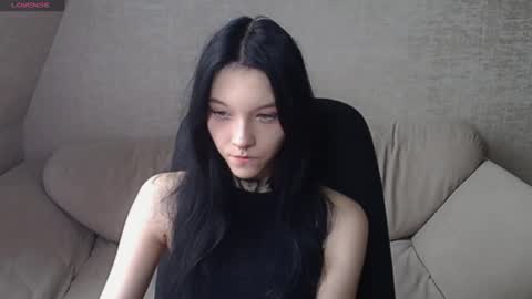 mefwhOre online show from February 25, 2:44 pm