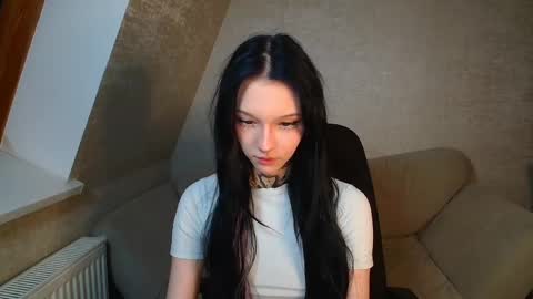 mefwhOre online show from March 6, 10:26 pm