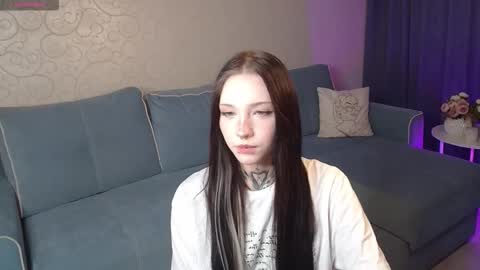 mefwhOre online show from December 22, 2:14 pm