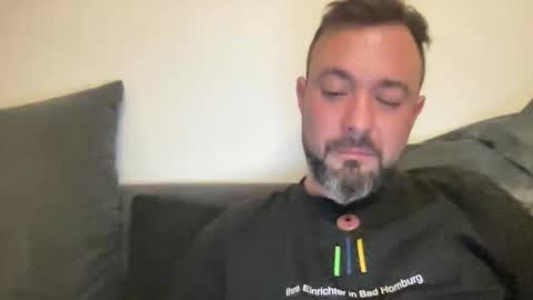 mega1185264 online show from December 18, 7:09 pm