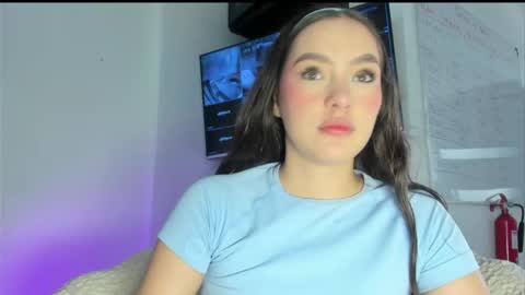 megaan_rouse online show from May 11, 3:07 pm
