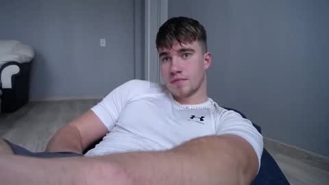 Max online show from November 7, 1:00 pm