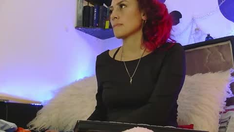 Snapshot of megan_brown4 chatting on November 27, 3:03 pm Megan online show from November 27, 3:03 pm