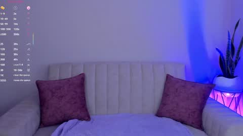 MEGAN COOPER online show from April 13, 10:15 pm