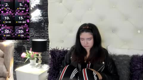     online show from December 7, 11:07 am