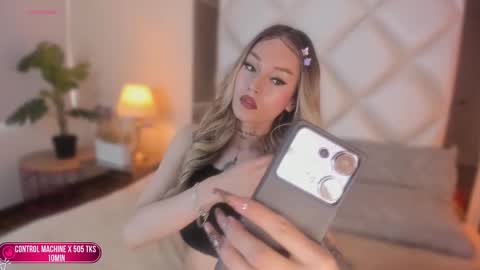 Megan online show from October 7, 2:25 pm