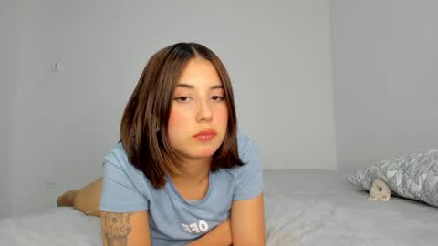 Snapshot of megan_dolly777 chatting on December 7, 3:47 am megan online show from December 7, 3:47 am
