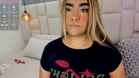 megan_gloow online show from April 5, 4:42 am