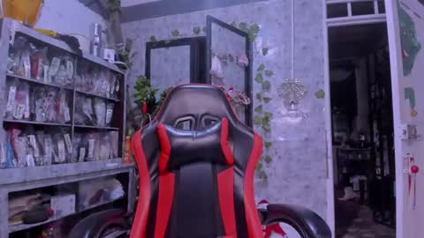 megan grace 20 online show from December 10, 12:05 pm