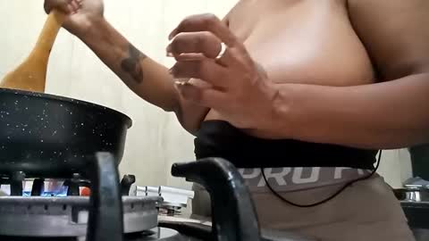 Snapshot of megan_greyxx chatting on February 8, 7:28 pm megan_greyxx online show from February 8, 7:28 pm