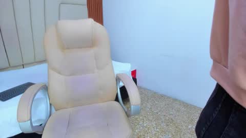 Megan online show from March 10, 11:32 pm