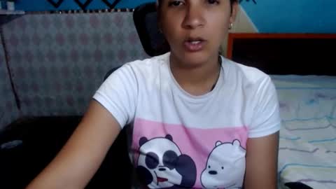 Snapshot of megan_little_ chatting on May 29, 8:18 pm amanda online show from May 29, 8:18 pm
