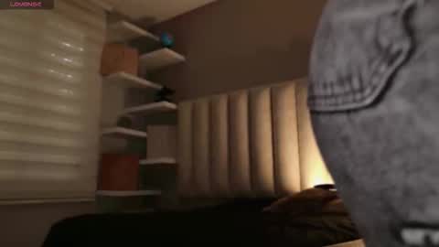     online show from November 17, 12:00 pm