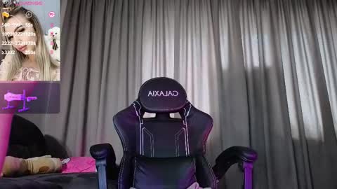 Megan online show from February 1, 7:51 am