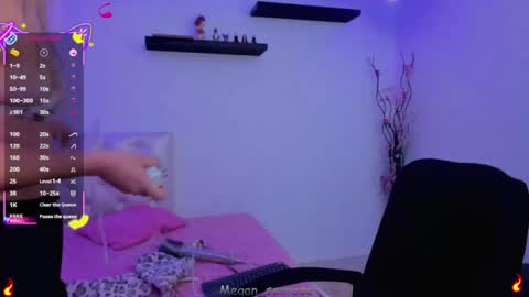 Snapshot of megan_sexrose chatting on May 2, 2:16 am Megan rose online show from May 2, 2:16 am