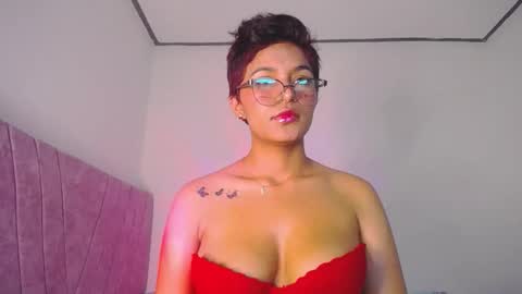 Megan online show from November 15, 9:21 pm