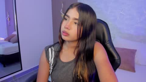 Sheila online show from June 9, 2:34 am
