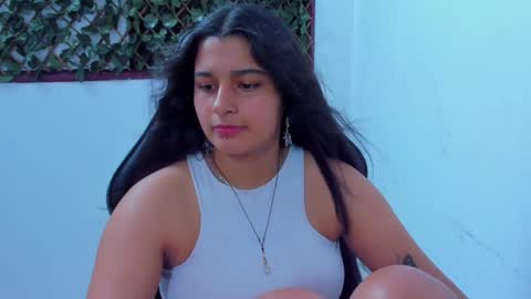 megan white 01  online show from December 11, 2:30 am