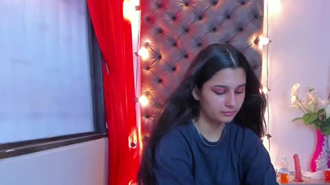 megan white 01  online show from January 12, 12:12 pm