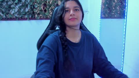 megan white 01  online show from January 12, 8:14 pm