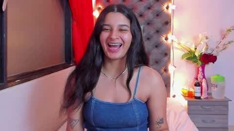 megan white 01  online show from January 15, 4:25 am