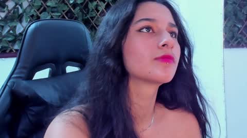 megan white 01  online show from January 18, 2:58 am