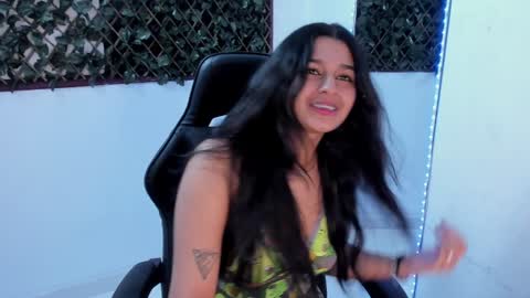 megan white 01  online show from January 23, 3:16 am