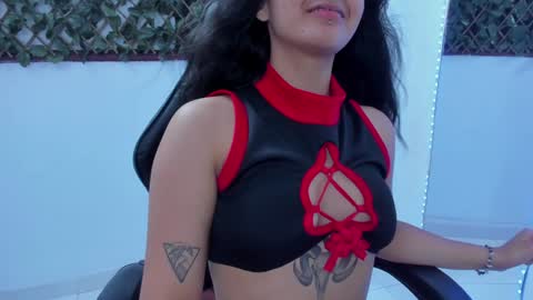 megan white 01  online show from January 29, 7:15 am