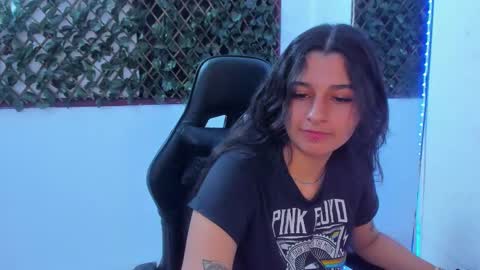 megan white 01  online show from March 6, 4:30 am