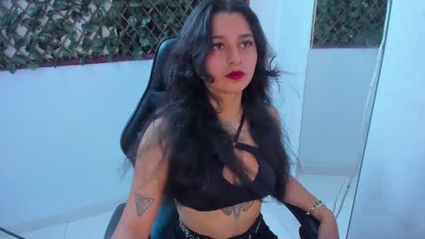 megan white 01  online show from March 12, 11:22 pm