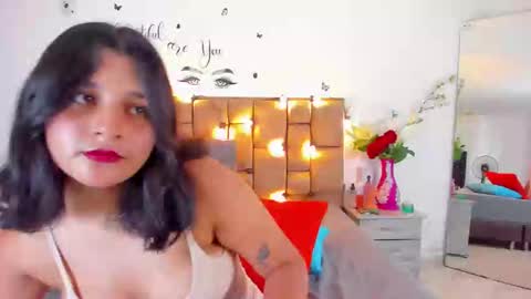 megan white 01  online show from September 23, 6:55 pm