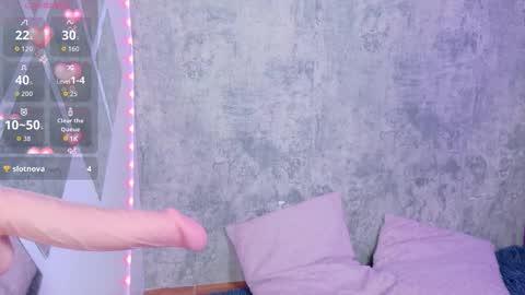 Megan online show from October 25, 2:35 pm