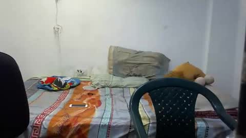 Snapshot of meganandmax1 chatting on February 17, 2:52 am meganandmax1 online show from February 17, 2:52 am