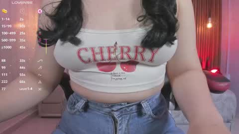 Megan  online show from December 4, 12:47 pm