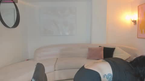 Snapshot of megancross1 chatting on November 4, 3:27 am Megan Cross online show from November 4, 3:27 am