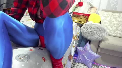 Nicki--------- Welcome to my Room online show from December 15, 6:37 pm