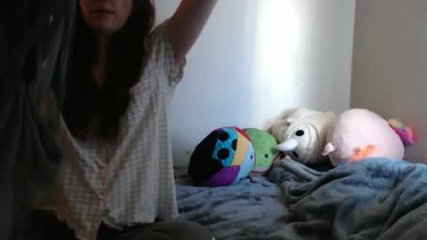 Megan online show from October 17, 5:04 pm