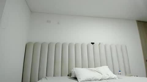 meganmir1 online show from March 21, 11:52 pm