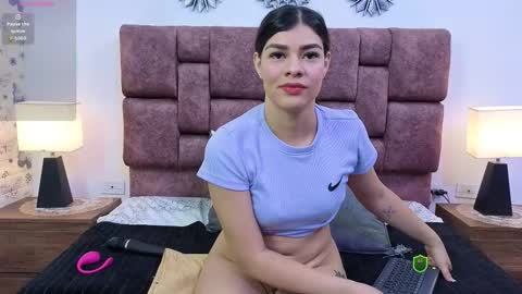 MeganM online show from October 11, 12:04 pm