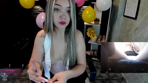 Megan online show from January 18, 3:49 pm